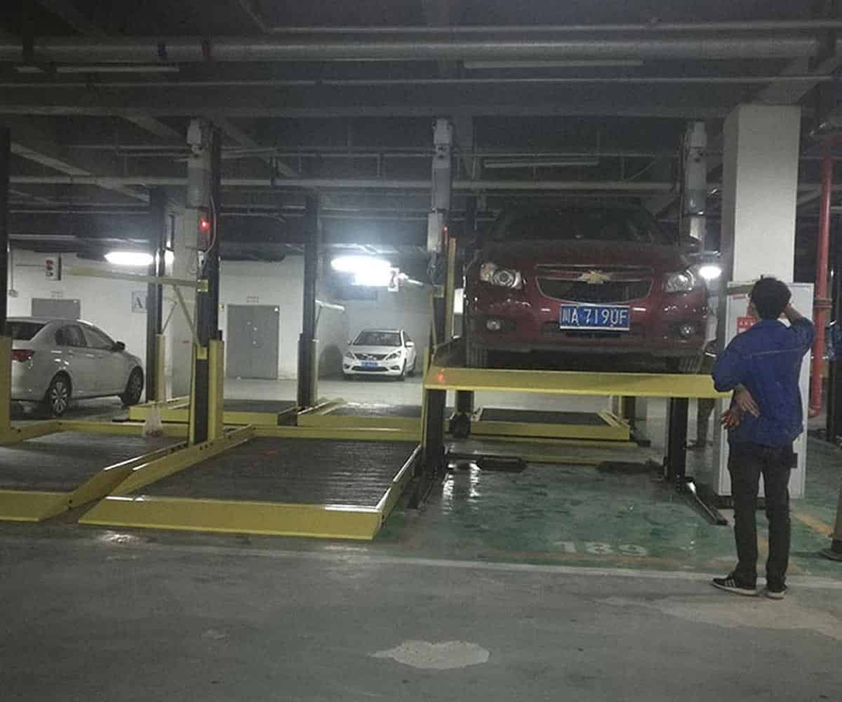 富寧兩柱簡(jiǎn)易升降機(jī)械式停車(chē)位長(zhǎng)租