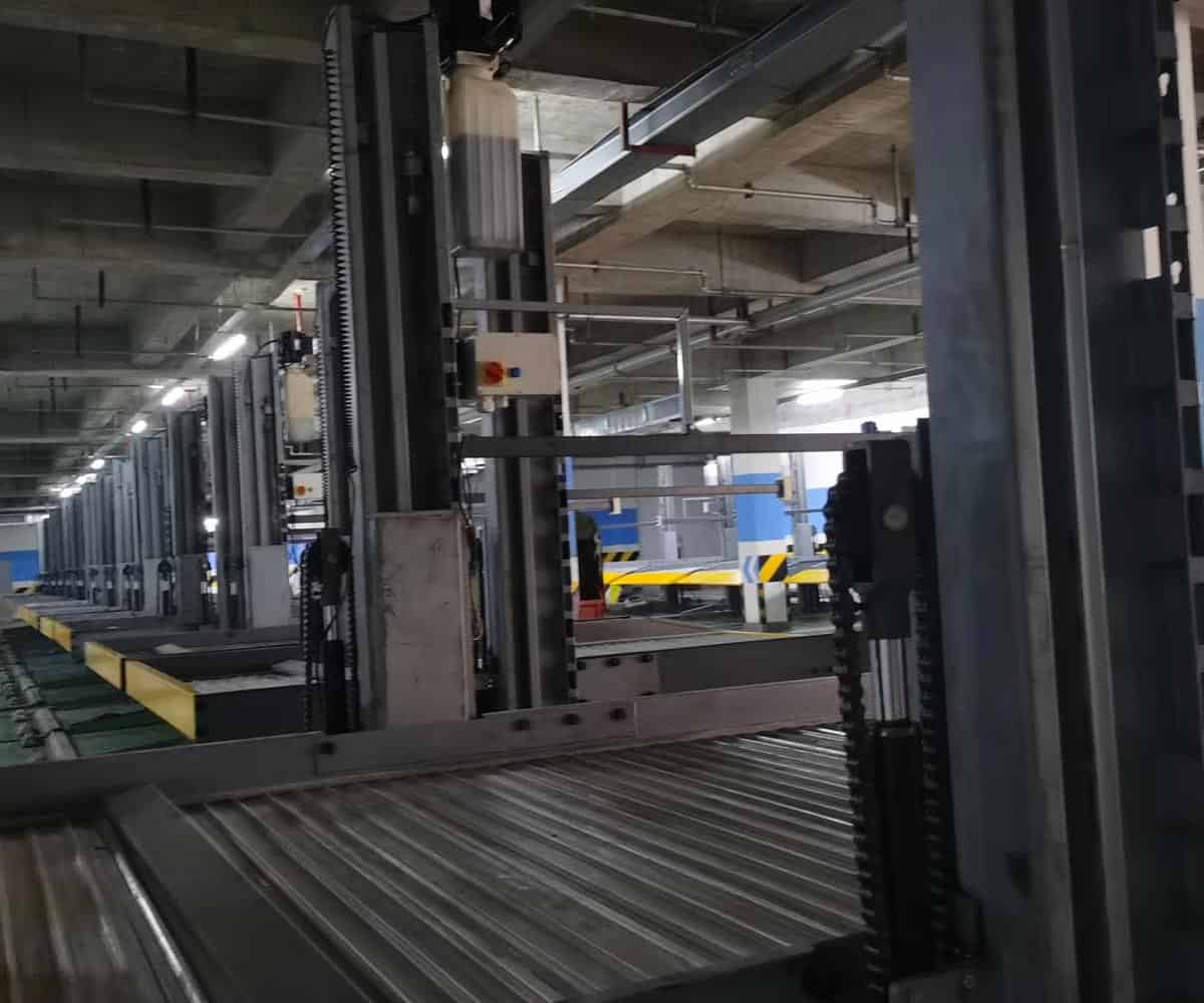 云縣自動(dòng)泊車設(shè)備的功能