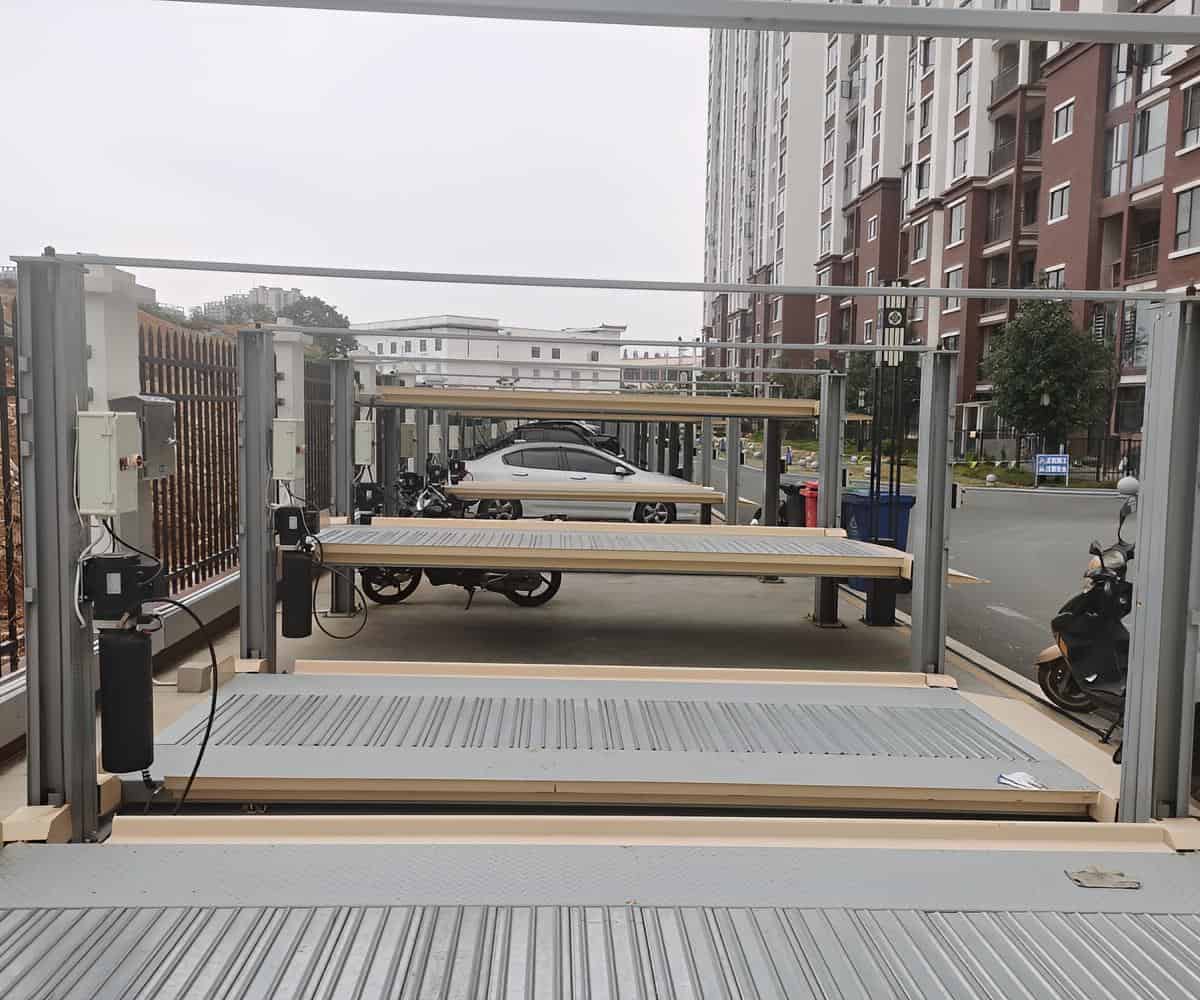 開遠(yuǎn)俯仰式停車設(shè)備立體租用與雙柱機(jī)械車庫規(guī)劃要點(diǎn)
