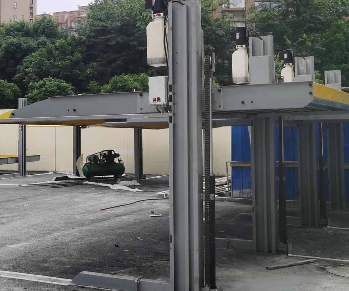 PSH四層升降橫移類(lèi)停車(chē)設(shè)備（負(fù)一正三地坑式）技術(shù)參數(shù)